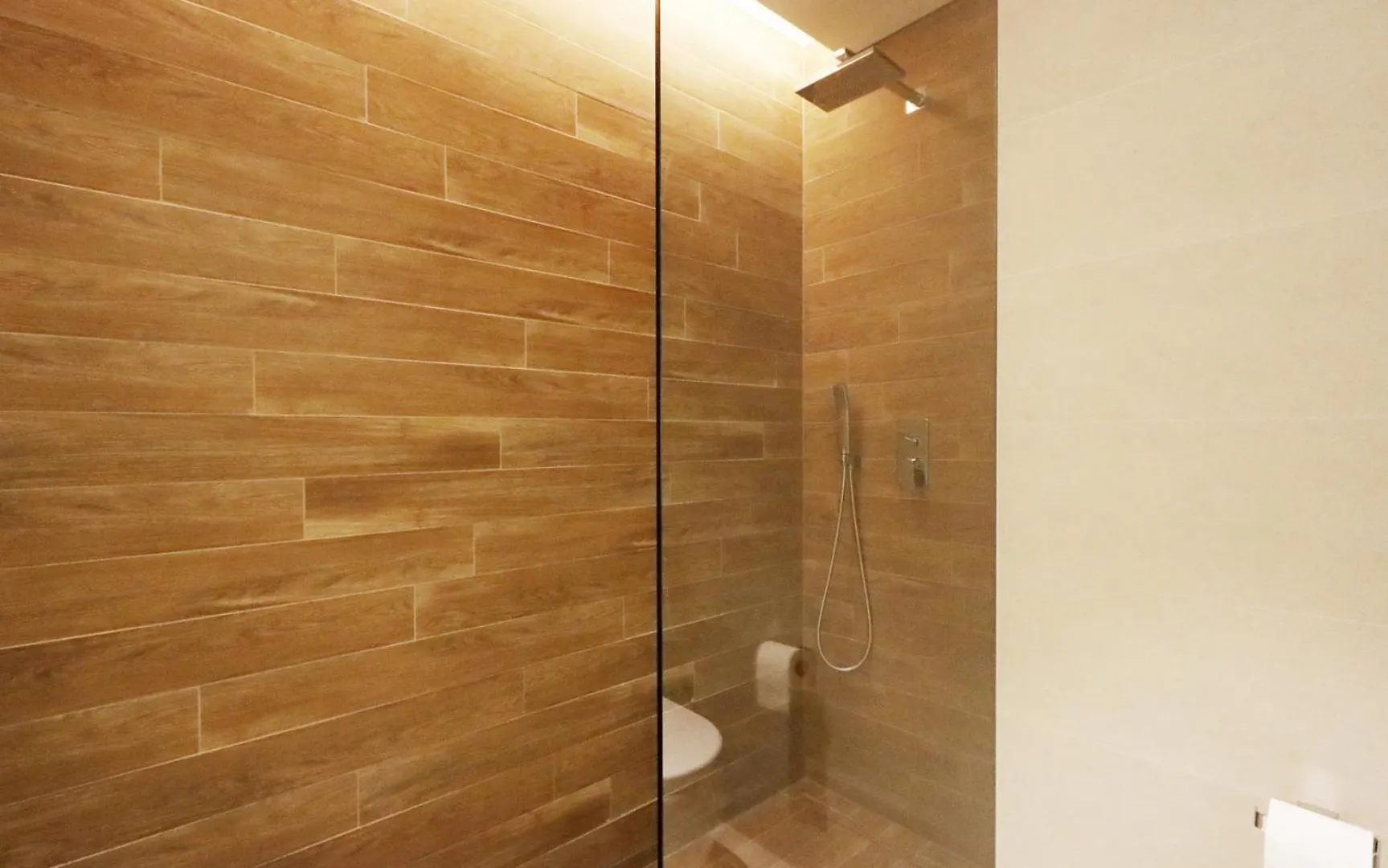 Apartment Livbnb - Upgraded 2Br, Near Shopping & Dining Hubs Dubai United Arab Emirates