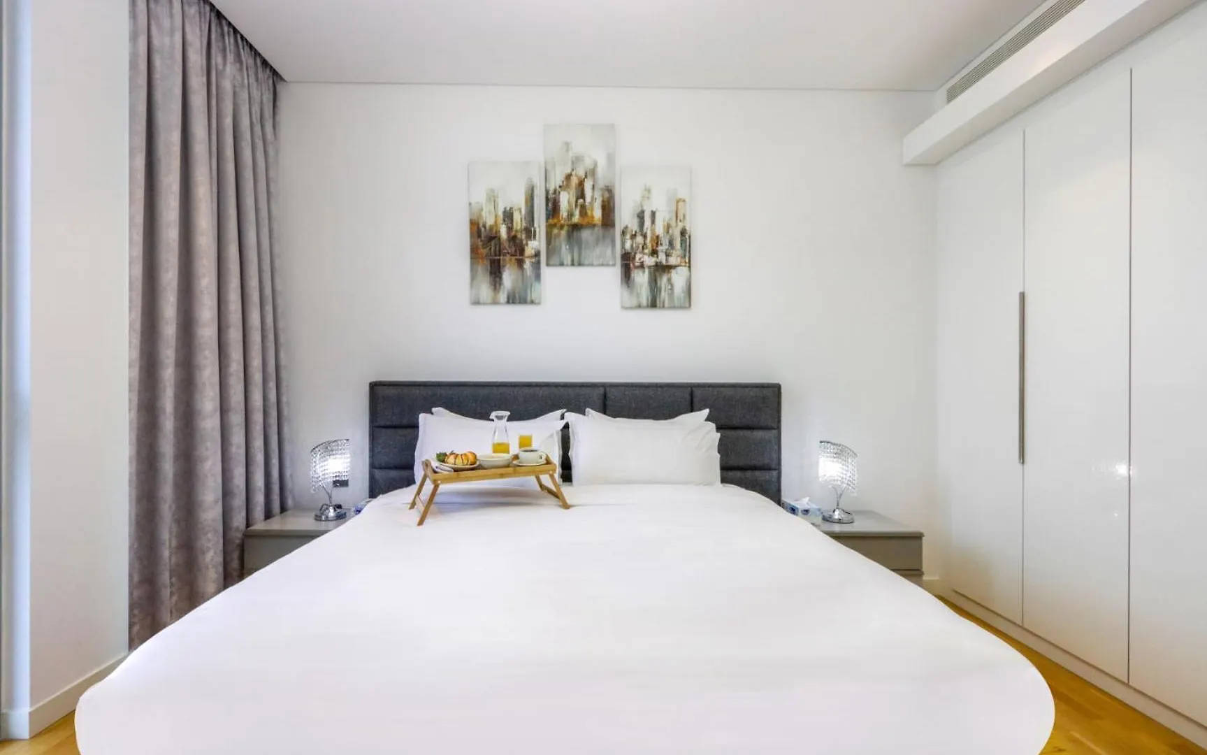 Apartment Livbnb - Upgraded 2Br, Near Shopping & Dining Hubs Dubai United Arab Emirates