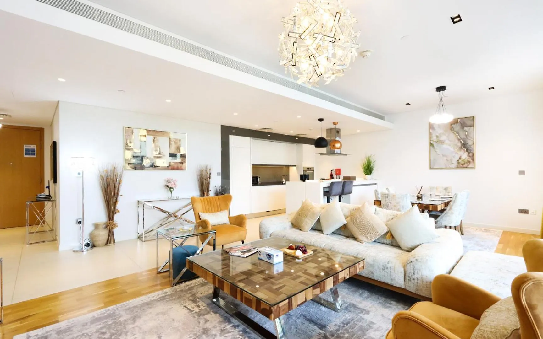 Apartment Livbnb - Upgraded 2Br, Near Shopping & Dining Hubs Dubai United Arab Emirates